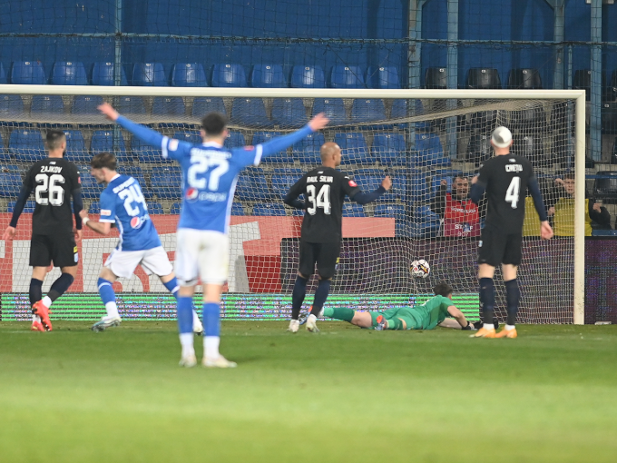 Univ. Craiova VS Farul